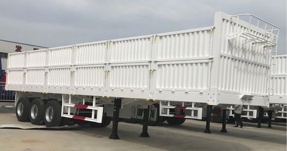 輸出好 13m 3 軸側壁半トレーラー 高重荷と鋼材