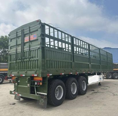 柔軟で重荷用動物輸送用の3軸の畜産フェンス半トレーラー