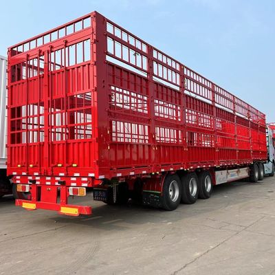 畜産輸送用トラックトレーラー 3軸 20~40トンの高いフェンス半トレーラー
