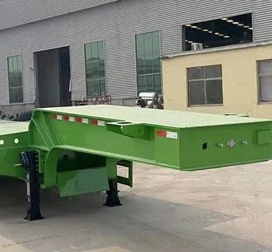 150トンの最大積載 重荷輸送用ローボーイローベッド半トレーラー 調整可能