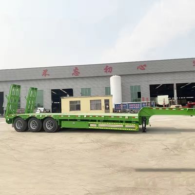 3軸40~80トンのカスタマイズ可能な水力梯子装荷機 ジンバブエ用ローボーイトレーラー