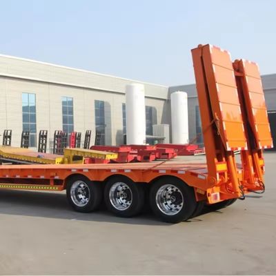 3軸低床ローボーイ半トレーラー 双線ブレーキシステムと16000x2500x1100mm