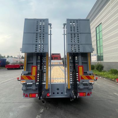 掘削機と大型機器のためのローボーイ半トレーラー 3軸フラットトラック