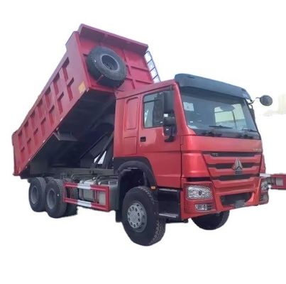 下の6x4と8x4の後ろのダンプトラック