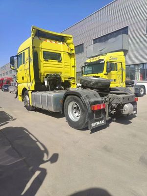4X2 6X4 手動または自動トランスミッションのシノトラックシトラクトトラック