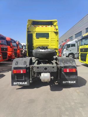 4X2 6X4 手動または自動トランスミッションのシノトラックシトラクトトラック