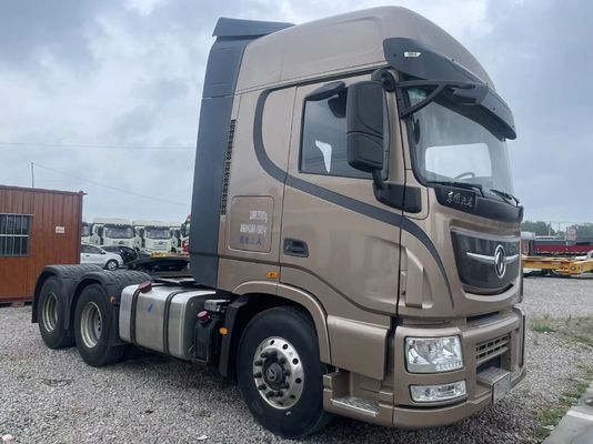 単列座席 371 375 400馬力 中古トラックヘッド 4x2 6x4 HOWO SITRACT トラクタートラック