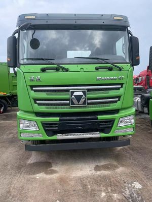 単列座席 371 375 400馬力 中古トラックヘッド 4x2 6x4 HOWO SITRACT トラクタートラック