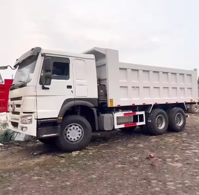良い状態 中古 シノトラック シャックマン HOWO 380/430 馬力 8x4 ユーロ 2 後ろのダンプトラック