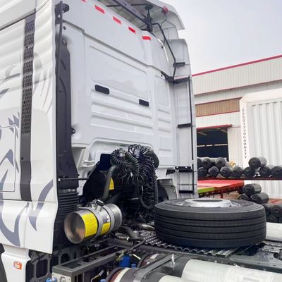 中古 トラクターヘッドトラック Rhd シノトルク シトラック トラクタートラック エンジン容量8L