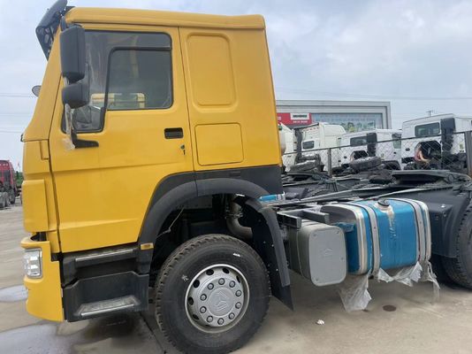 10 タイヤ番号 中古 シノトラック HOWO シトラック 4*2 6*4 重荷トラクター トラック トラクターヘッド