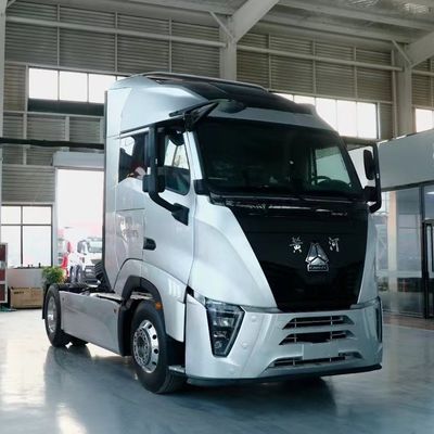 570hp Sinotruk Huanghe X7 4X2 ユーロ6 空中懸垂 自動トランスミッション トラクター トラック