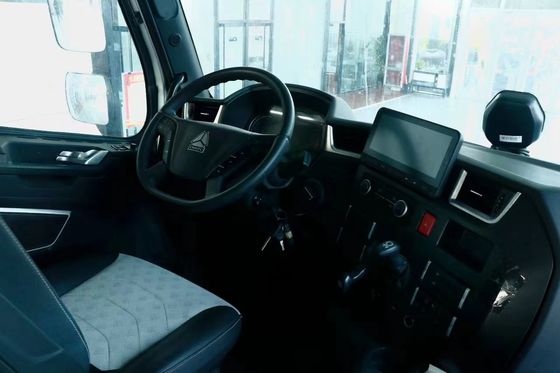 570hp Sinotruk Huanghe X7 4X2 ユーロ6 空中懸垂 自動トランスミッション トラクター トラック