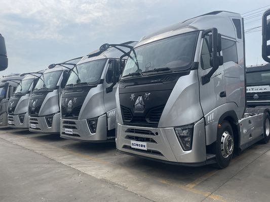 570hp Sinotruk Huanghe X7 4X2 ユーロ6 空中懸垂 自動トランスミッション トラクター トラック