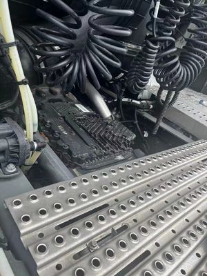中古 シノトラック シトラック C9H 6X4 540HP 右手運転 マン ユーロ6 オートマティック トラクター トレーラー